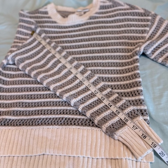 Aeropostale Women’s Sz: XS Striped Open-Knit Crew Neck. Basic Preppy Sweater. - Picture 5 of 11
